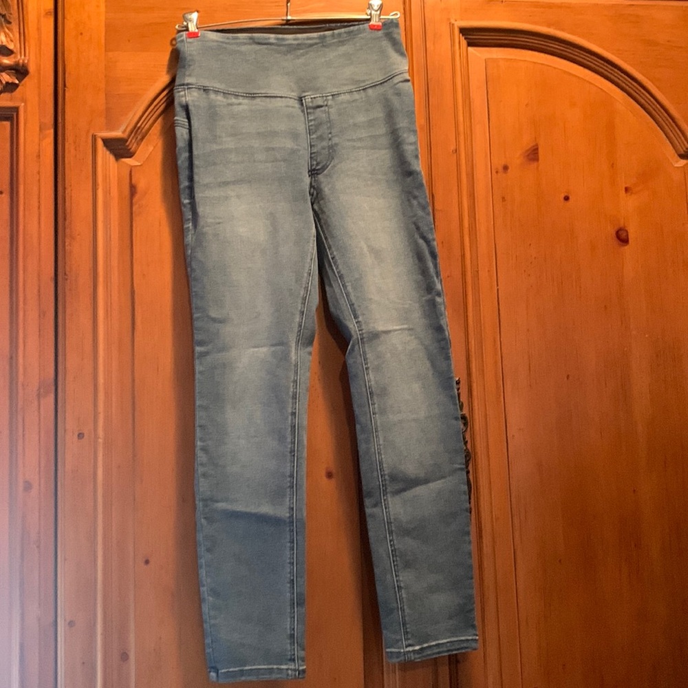 DG2 Suddenly Slim Pull-On Skinny Jeans